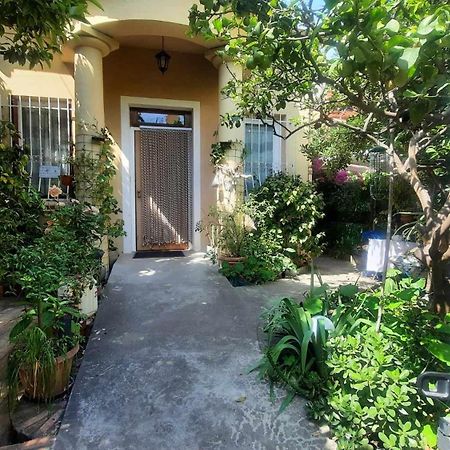 Ferienwohnung Les Violettes Menton Exterior foto
