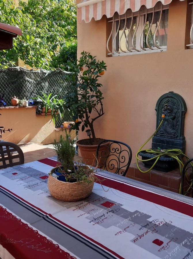 Ferienwohnung Les Violettes Menton Exterior foto