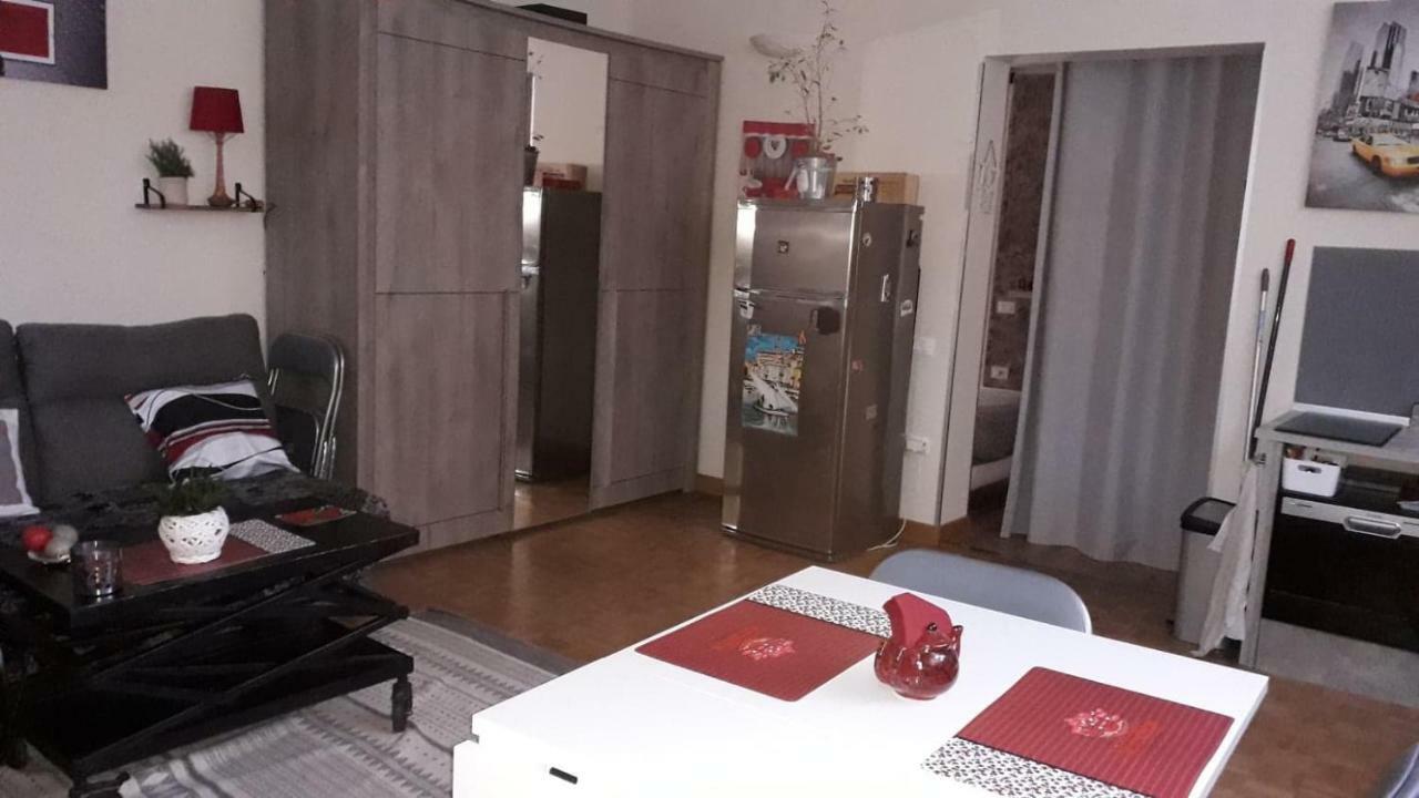 Ferienwohnung Les Violettes Menton Exterior foto