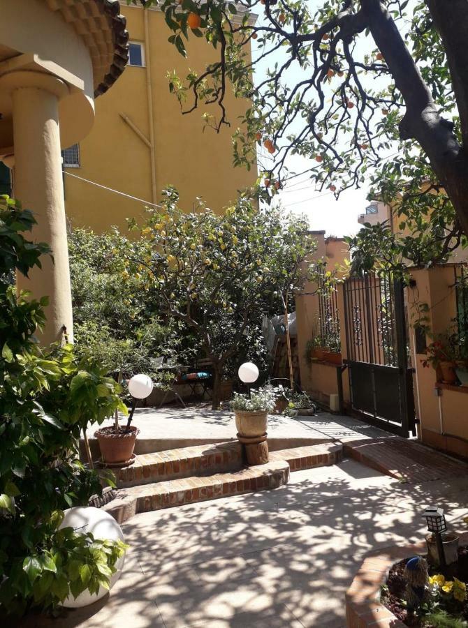 Ferienwohnung Les Violettes Menton Exterior foto